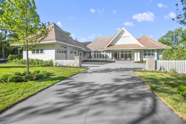 Tar And Chip Service in Nashua